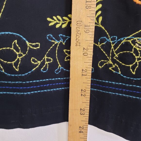 Marsh Landing Woman's Beautifully Embroidered Blazer, Est. Size Medium - Picture 8 of 10